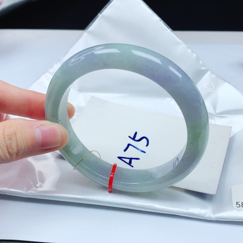 【闪购商品】翡翠手镯未镶嵌天然缅甸a货手镯58+