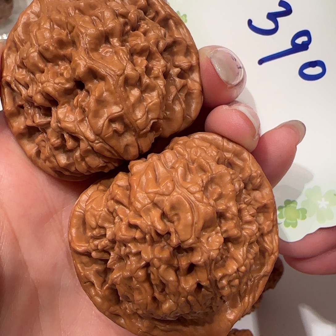 文玩核桃吊坠390号官帽4.6