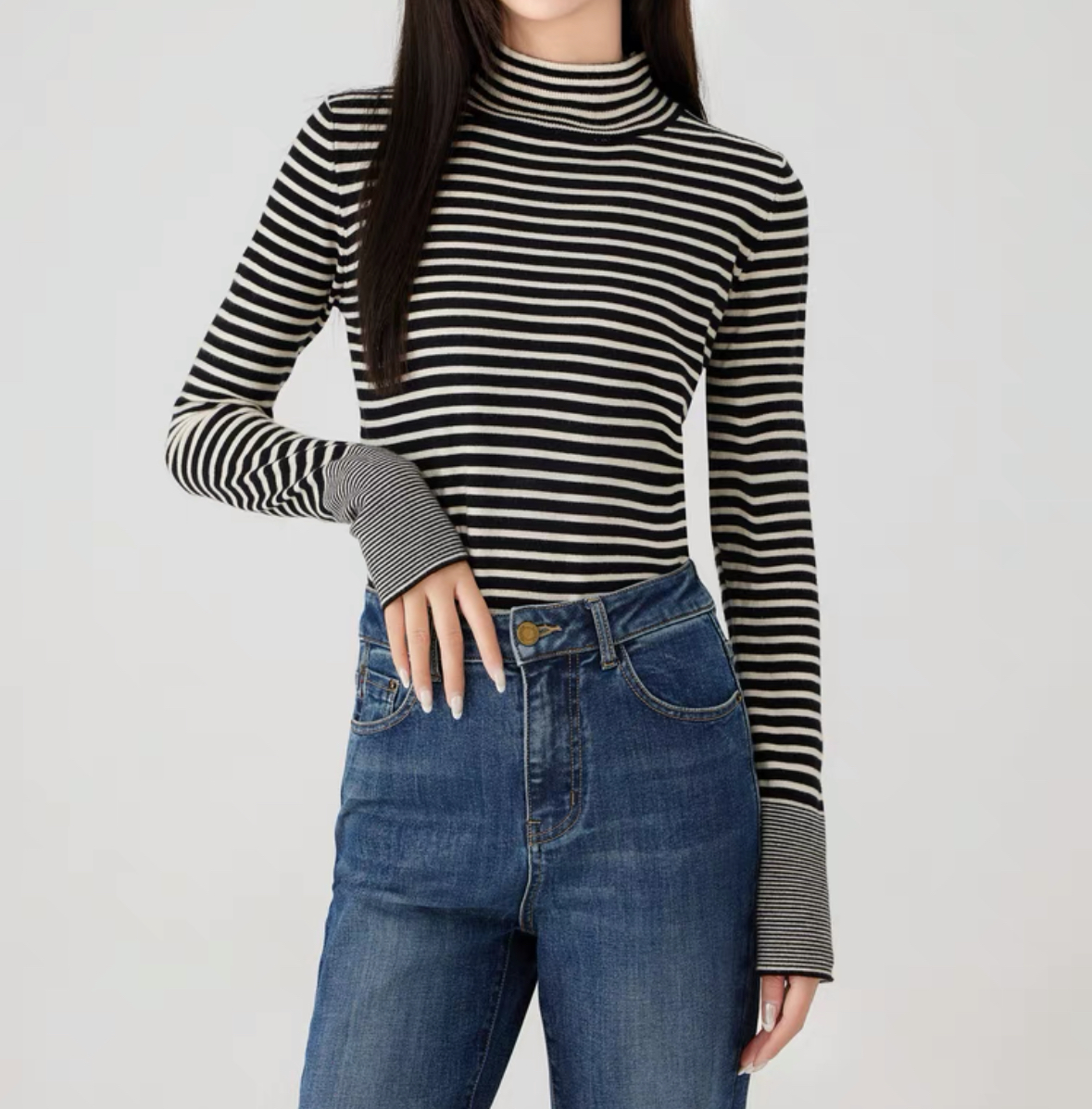 2025冬季新款半高领女士针织黑白条纹套头内搭女士毛衣打底119
