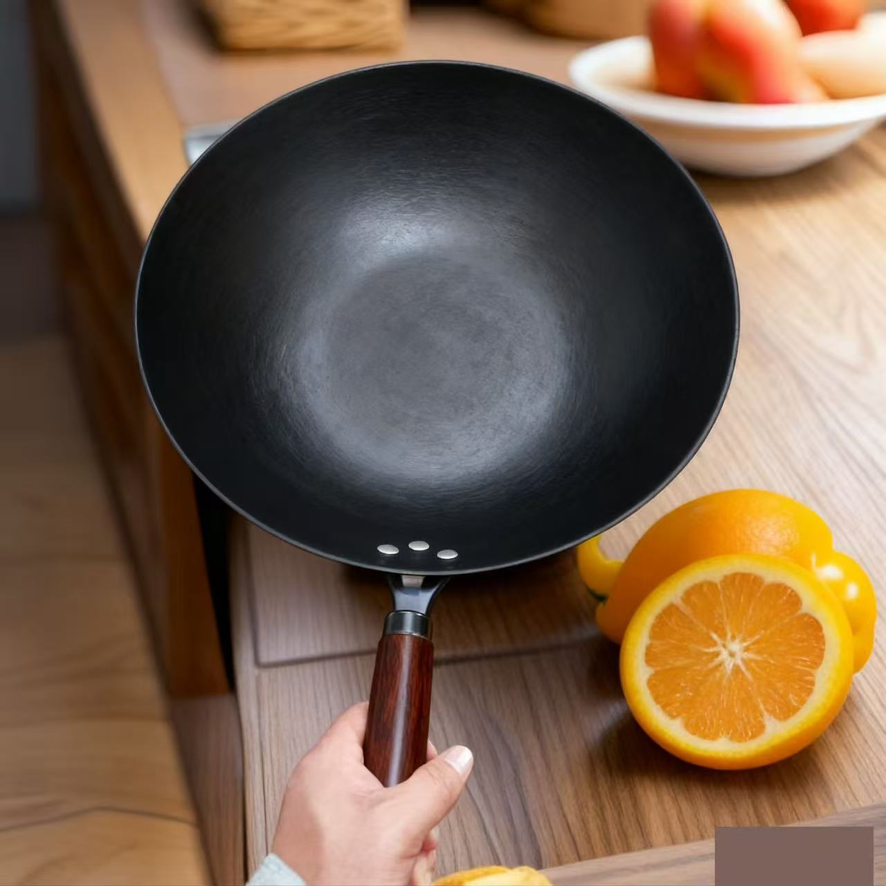 【店铺热销】老式生铁锅炒菜锅加厚炒锅煤气燃气灶通用6