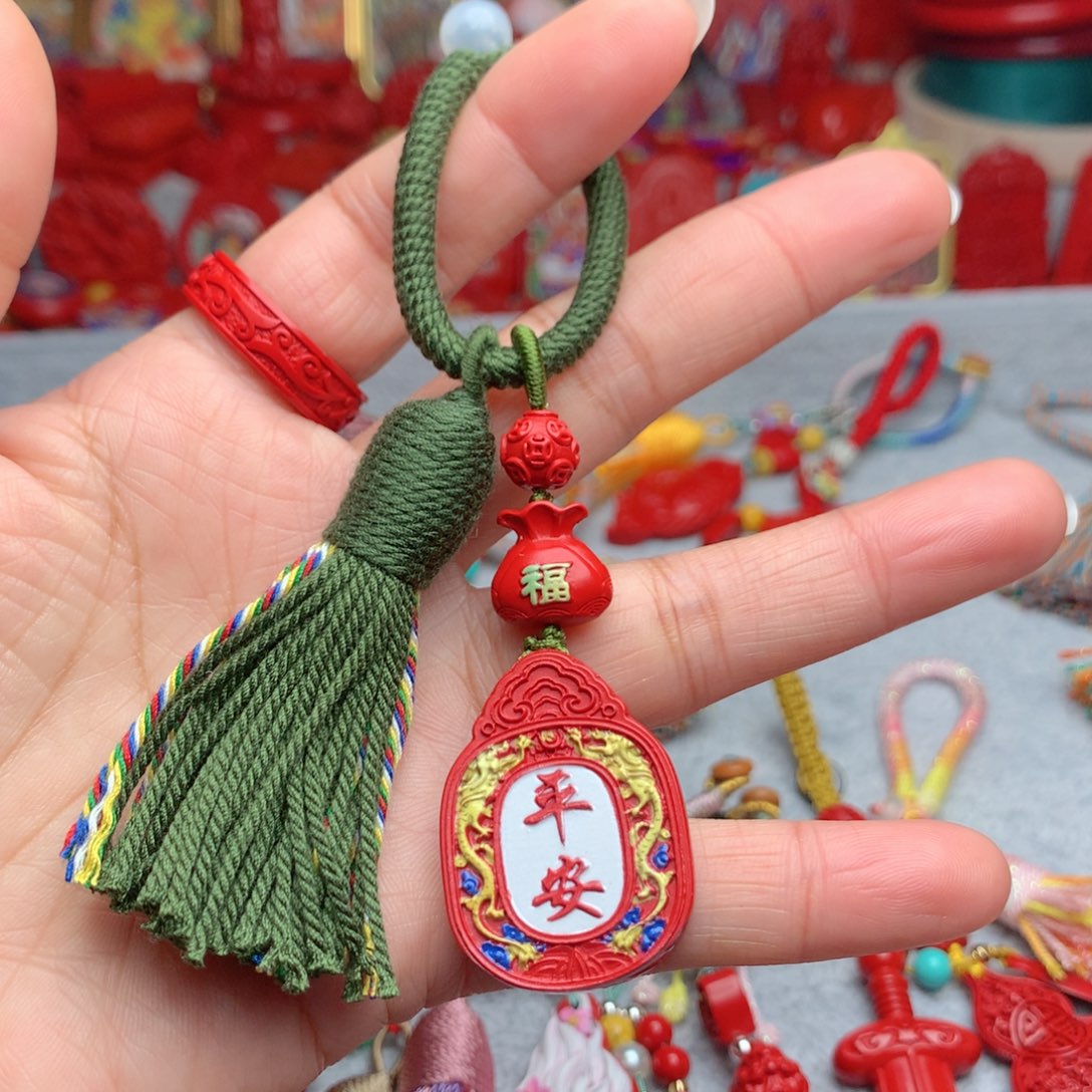 天然辰砂工艺品朱砂钥匙扣包包挂