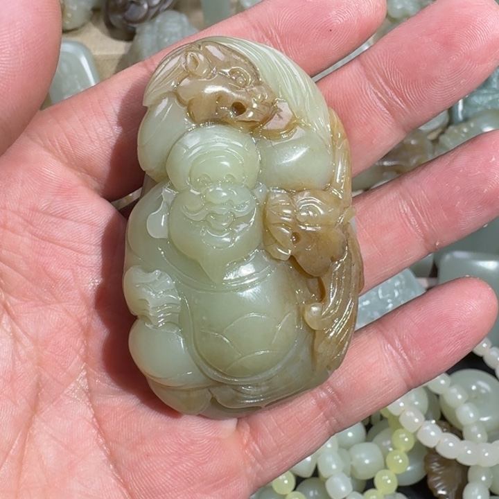 和田玉颈饰未镶嵌