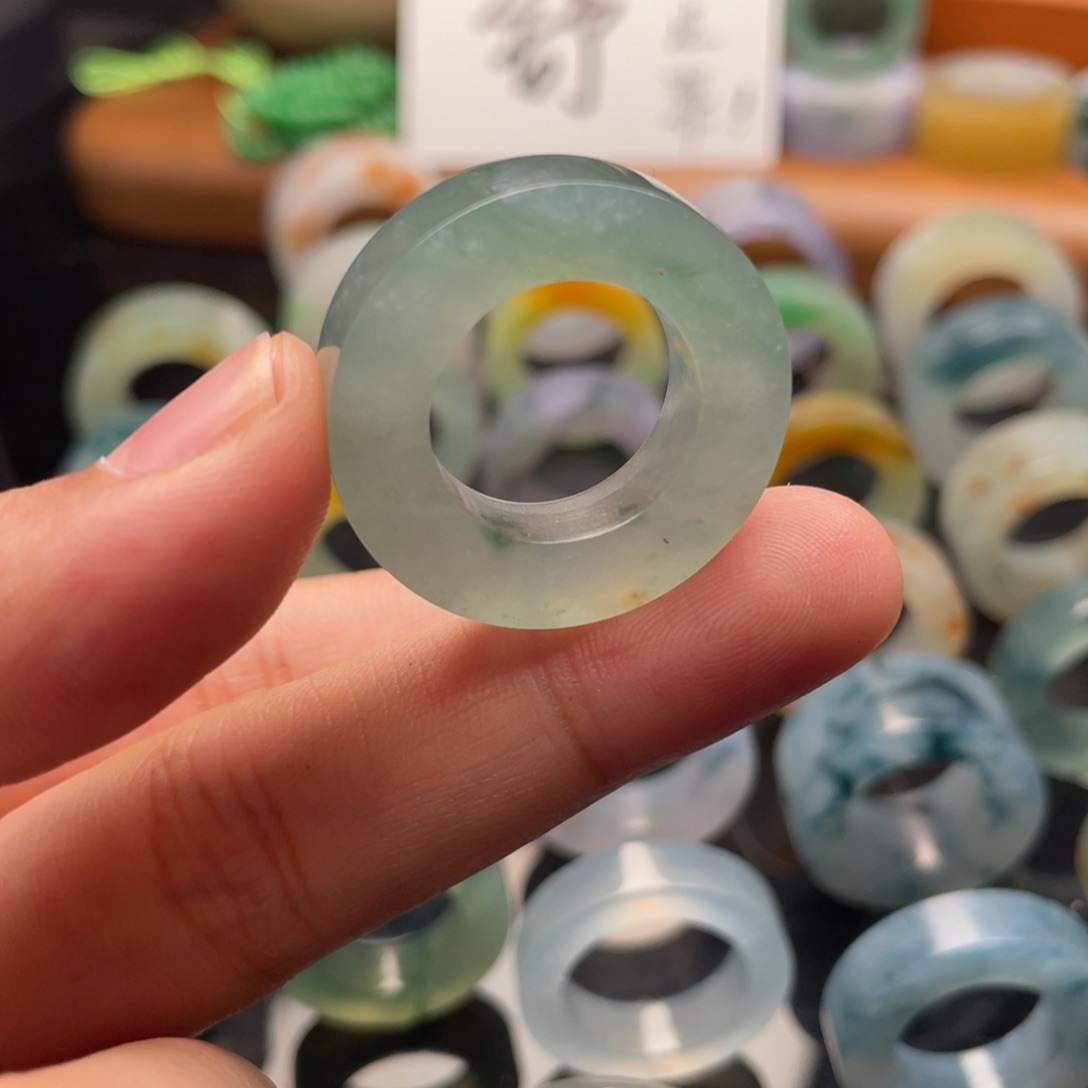 未镶嵌定制翡翠  西湖水