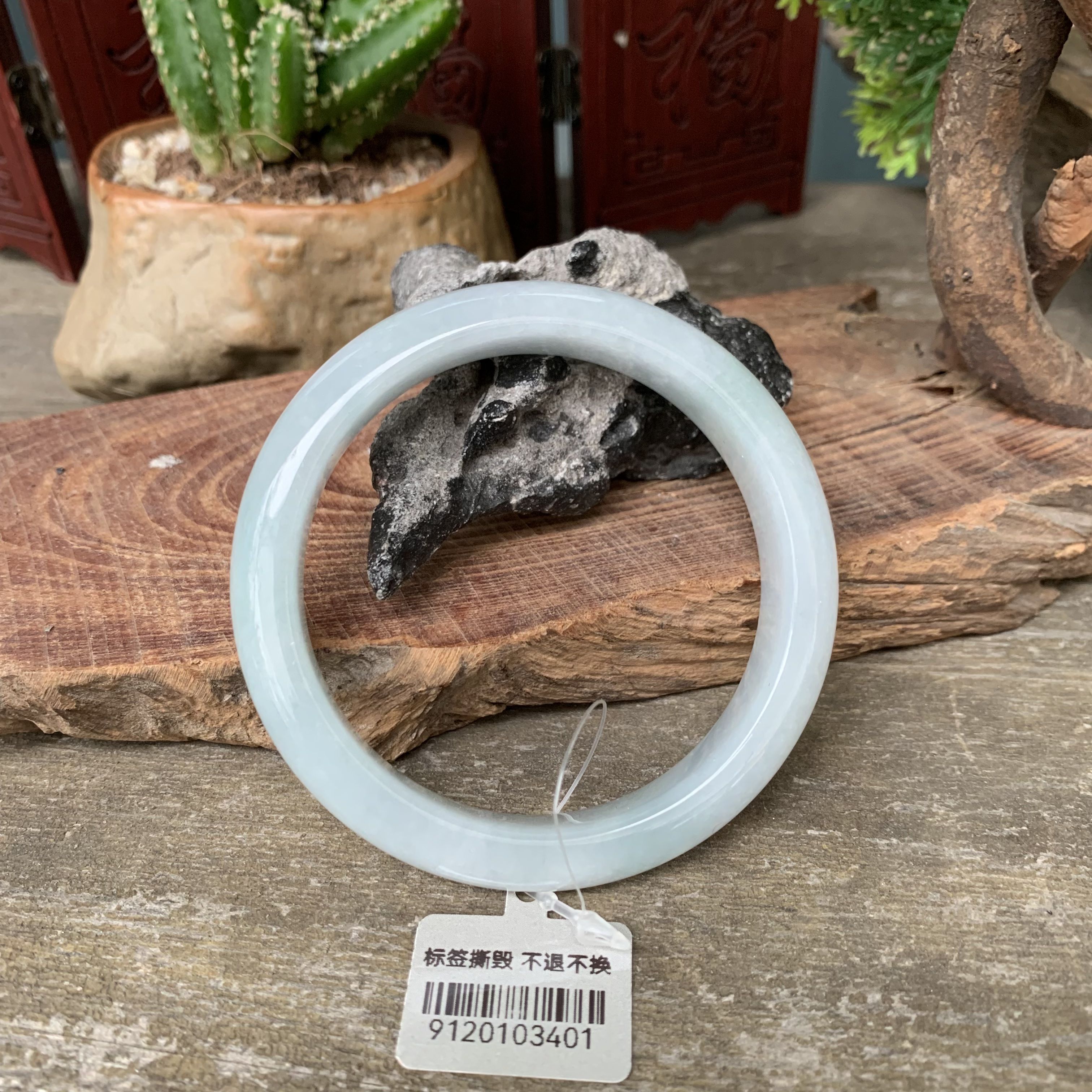 天然飘绿翡翠手镯57淡果绿翡翠手镯绿色手镯冰透a级翡翠手镯3401