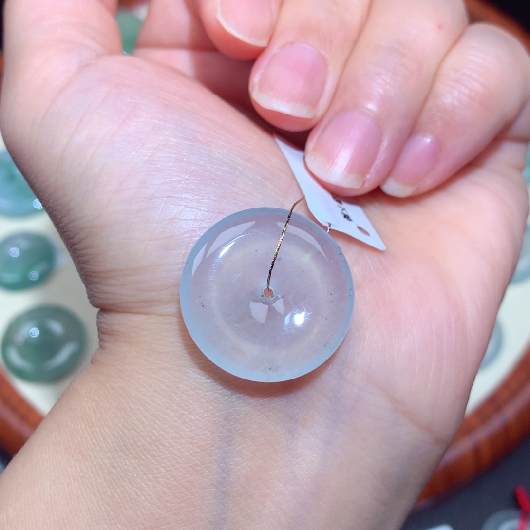 翡翠未镶嵌颈饰翡翠吊坠21