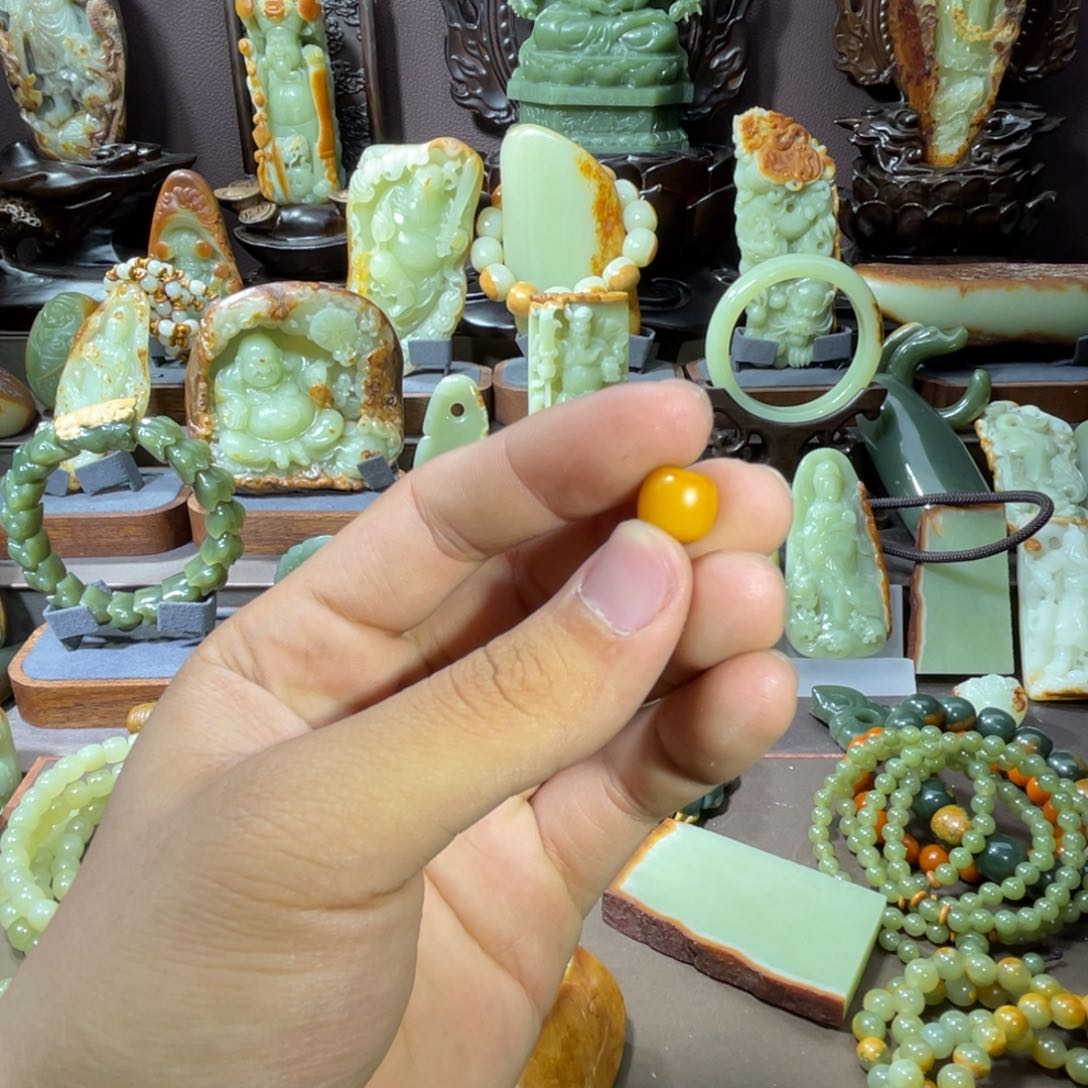 透闪石质玉单珠未镶嵌?**?