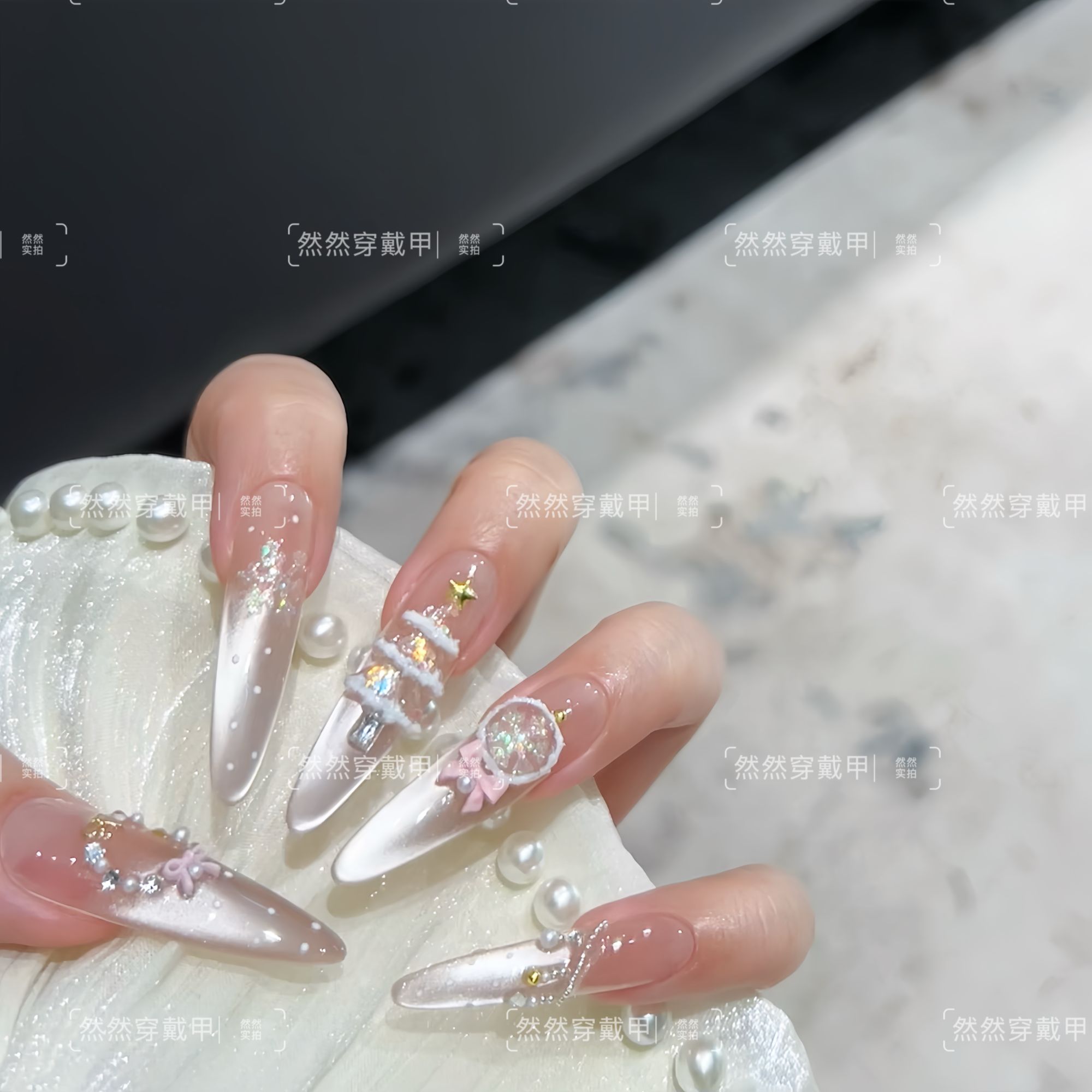 【圣诞甜心】纯手工穿戴甲原创设计精致显白高级可重复佩戴美甲