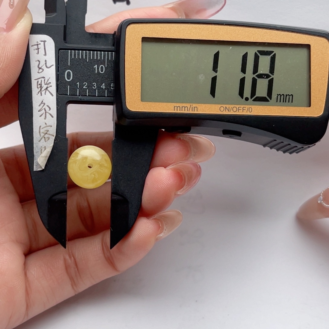 蜜蜡裸石未镶嵌蜜蜡墩子 思思