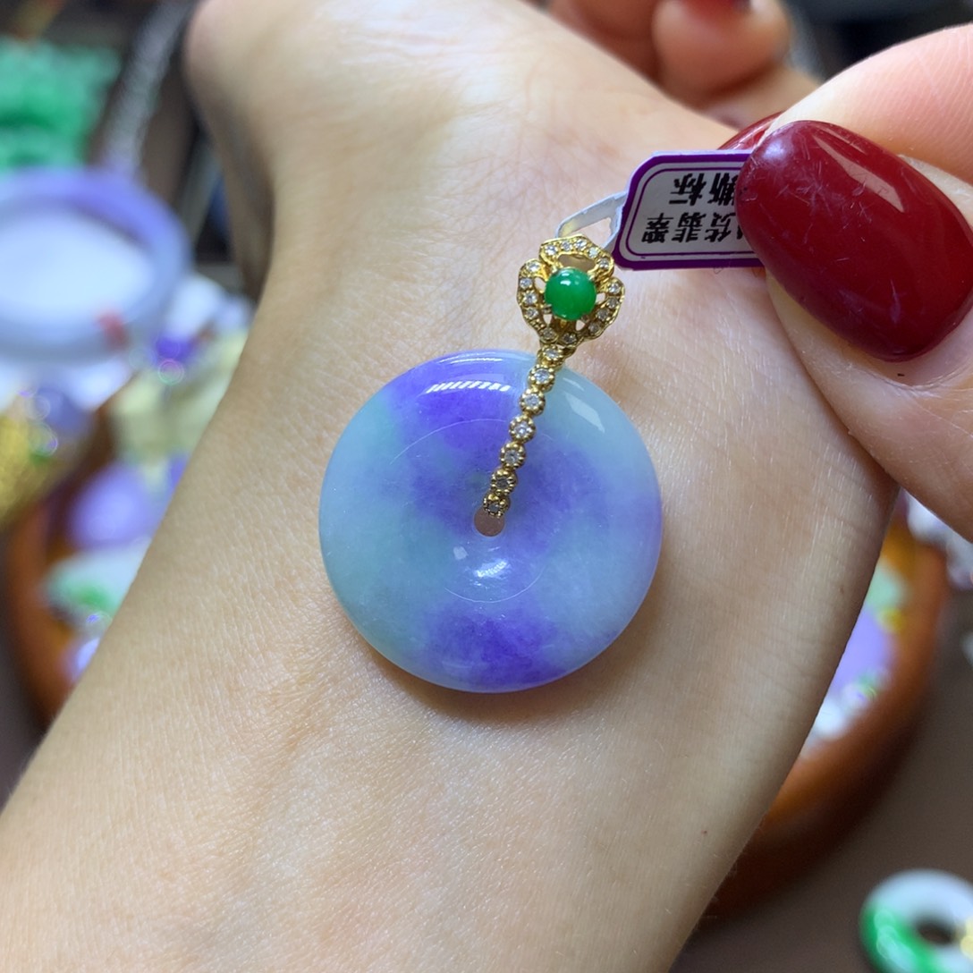 【闪购商品】翡翠颈饰18K金镶嵌翡翠