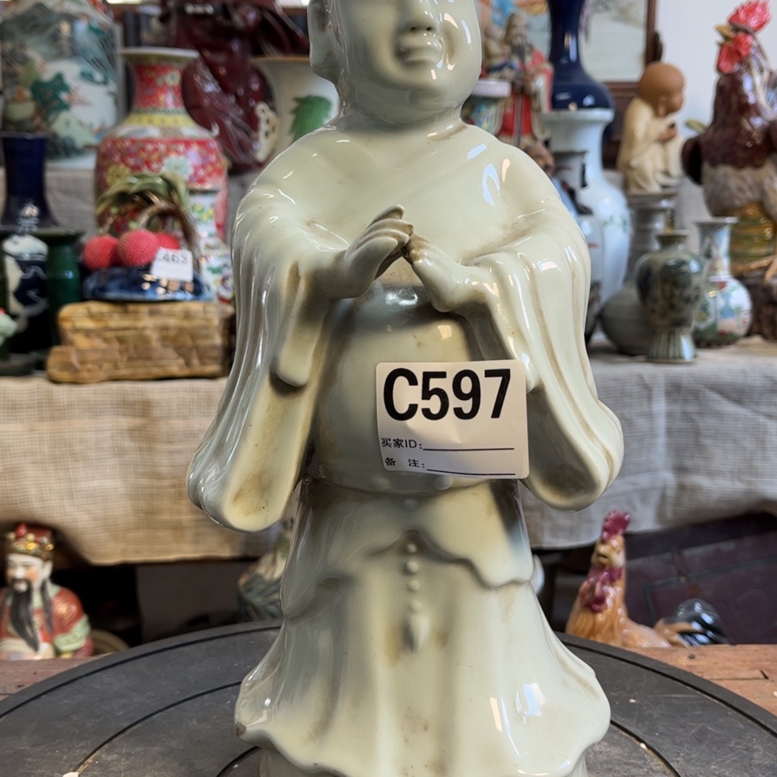 俊***。瓷片明玉家的老工艺品