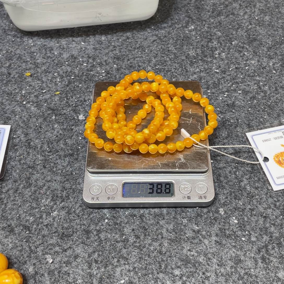 琥珀未镶嵌手串8毫米108鸡油黄