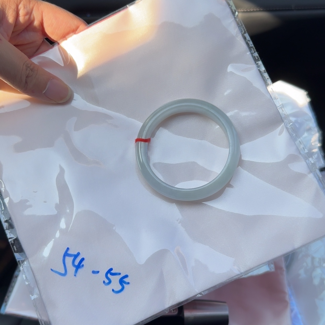 翡翠未镶嵌手镯翡翠手镯不退不换