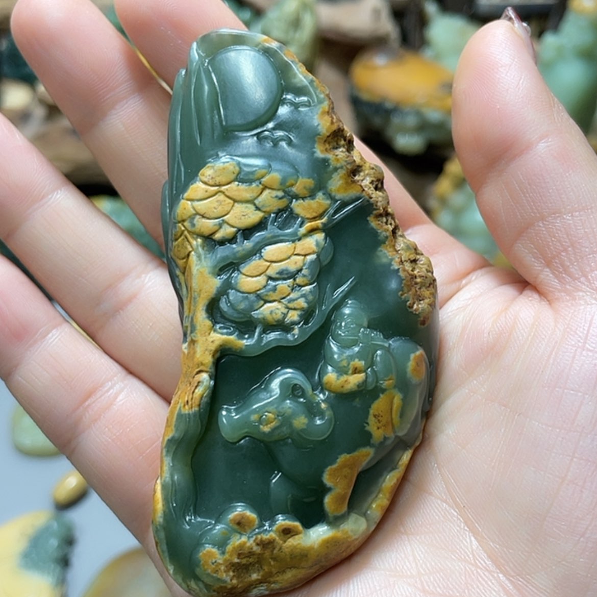 【闪购商品】岫岩河磨玉（透闪石质玉）把件未镶嵌星***