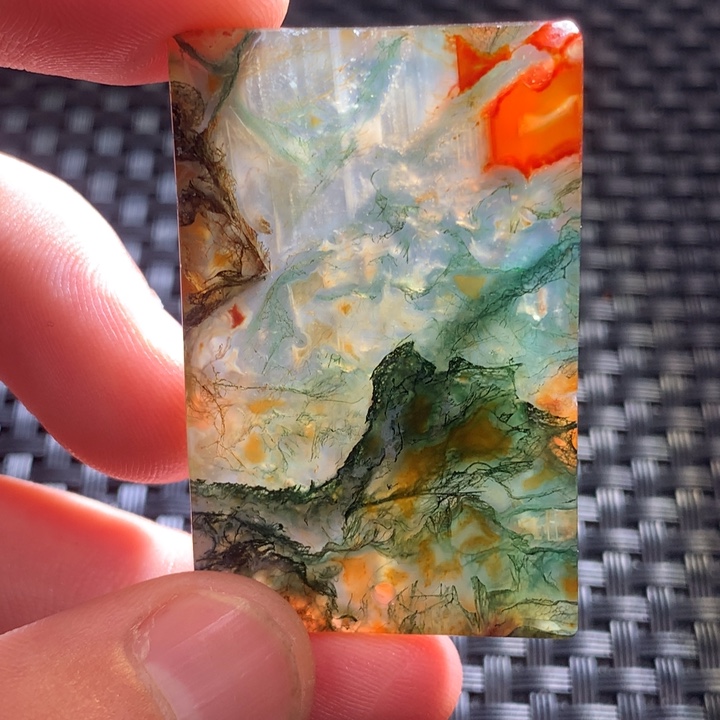 玄***知玛瑙/玉髓未镶嵌颈饰