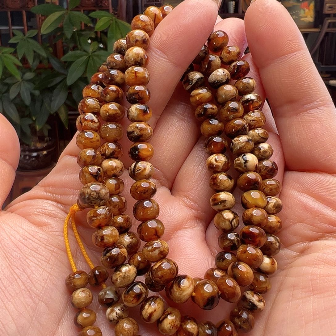 琥珀未镶嵌裸石抚顺琥珀20035七