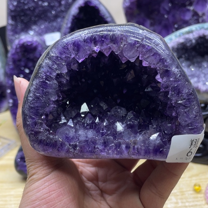 未镶嵌大型摆件（非配饰）紫晶