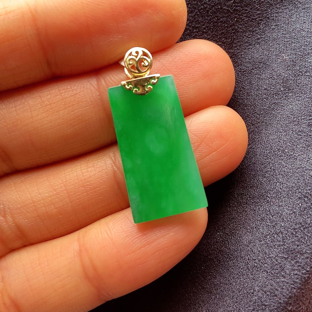 翡翠颈饰18K金镶嵌好*笑上新