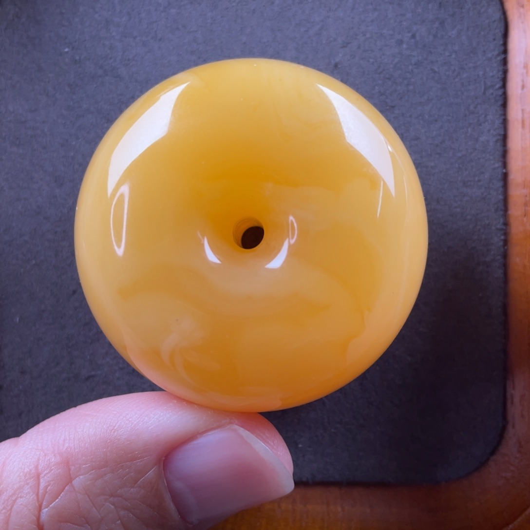 琥珀颈饰未镶嵌蜜蜡吊坠