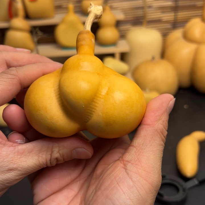 协****生葫芦娃救爷爷一个一个