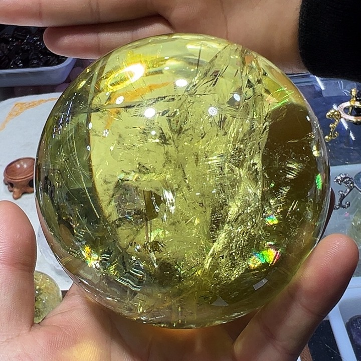 黄晶天然水晶球未镶嵌