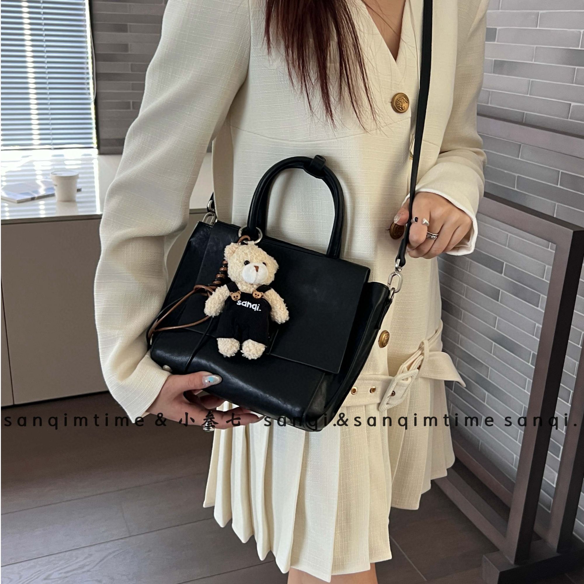 2025春夏新款潮流腋下百搭网红复古单肩斜挎包时尚女包 2678