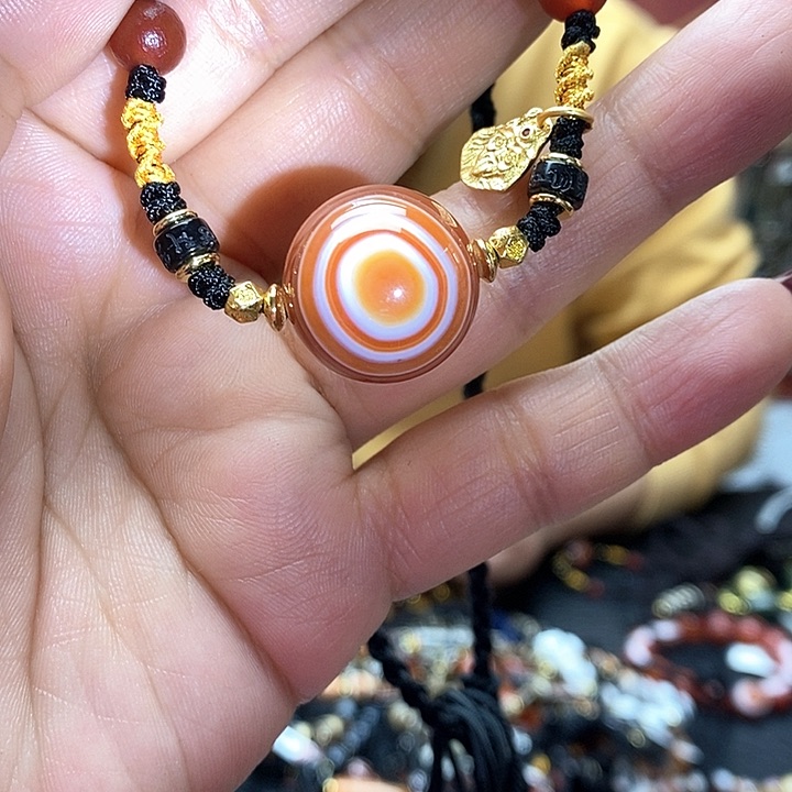 玛瑙/玉髓合金颈饰