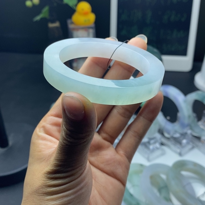 定制翡翠翡翠手镯未镶嵌
