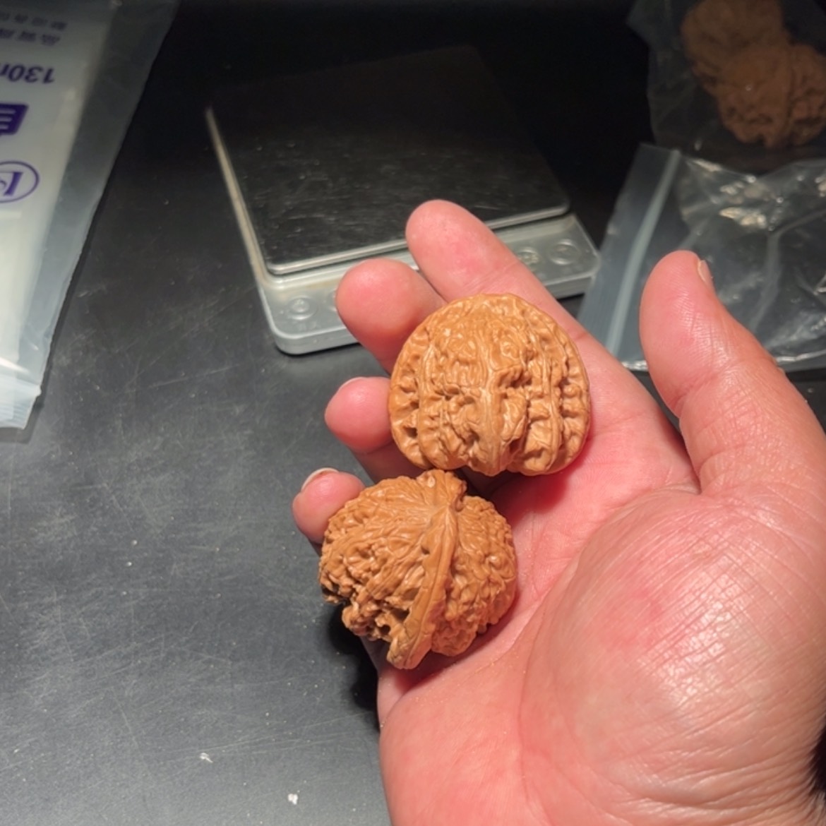【闪购商品】室****欢文玩核桃木制手把件