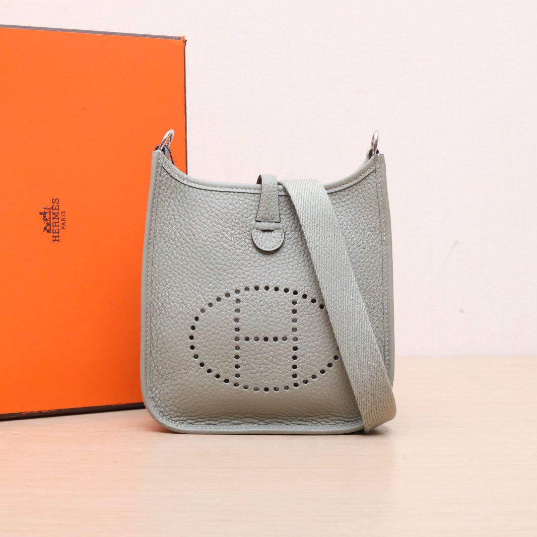 99新 Hermes/爱马仕 【念念】Evelyne Mini 鼠尾草绿 TC皮 U刻包