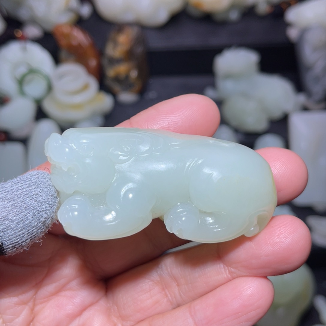 和田玉颈饰未镶嵌随**y