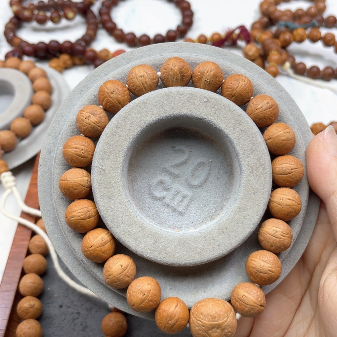 凤眼菩提手串L373-K10凤眼菩提小12+同树红皮