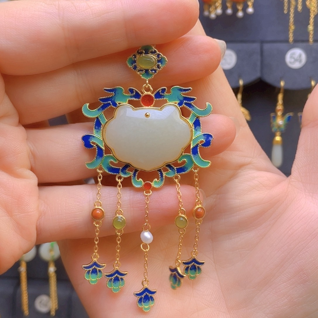 和田玉颈饰银S925镀金镶嵌