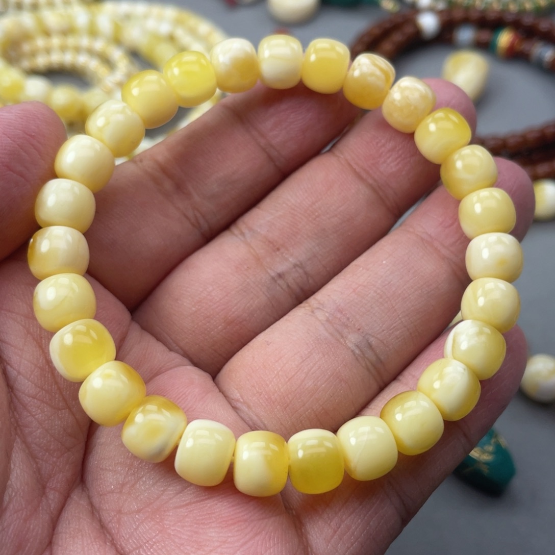 琥珀珠宝奇石未镶嵌100