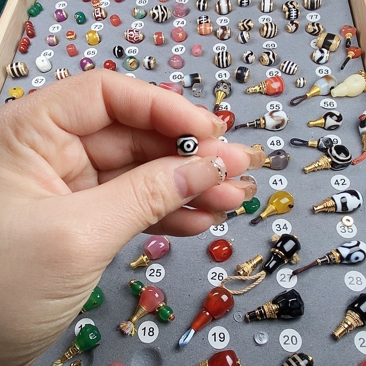 玛瑙/玉髓未镶嵌饰品