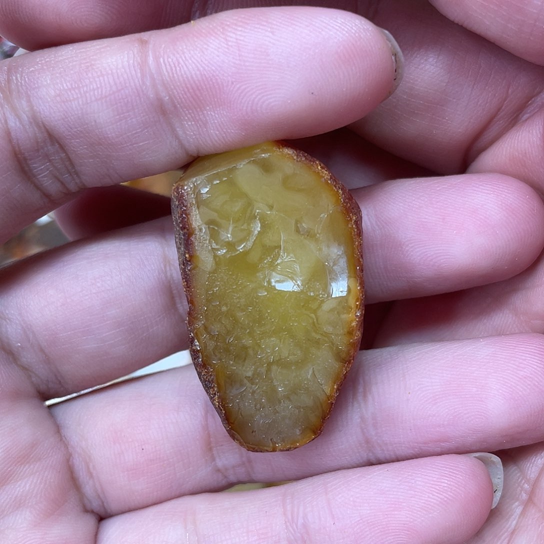 定制琥珀未镶嵌K***3原矿琥珀