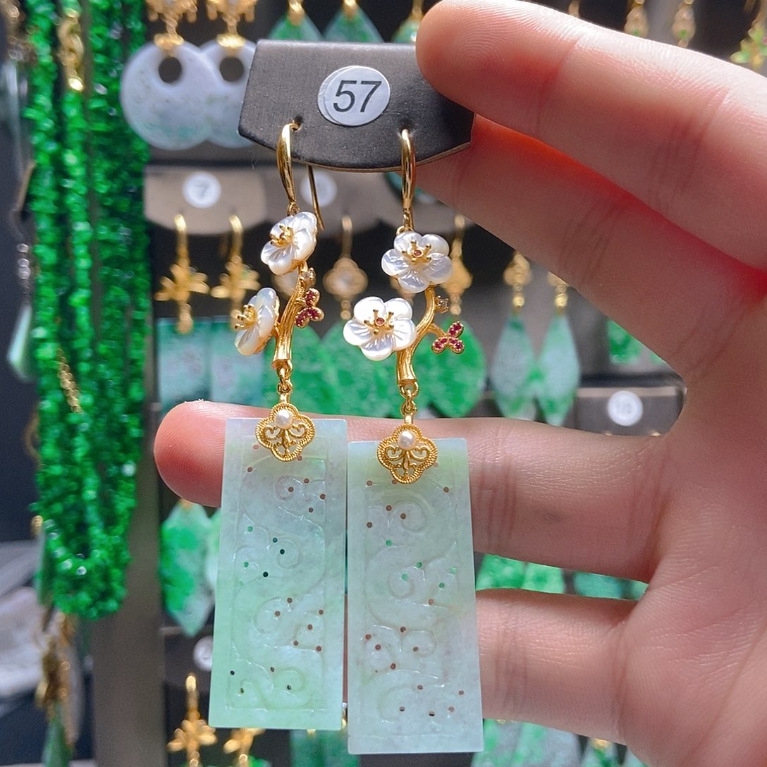 翡翠未镶嵌耳饰翡翠