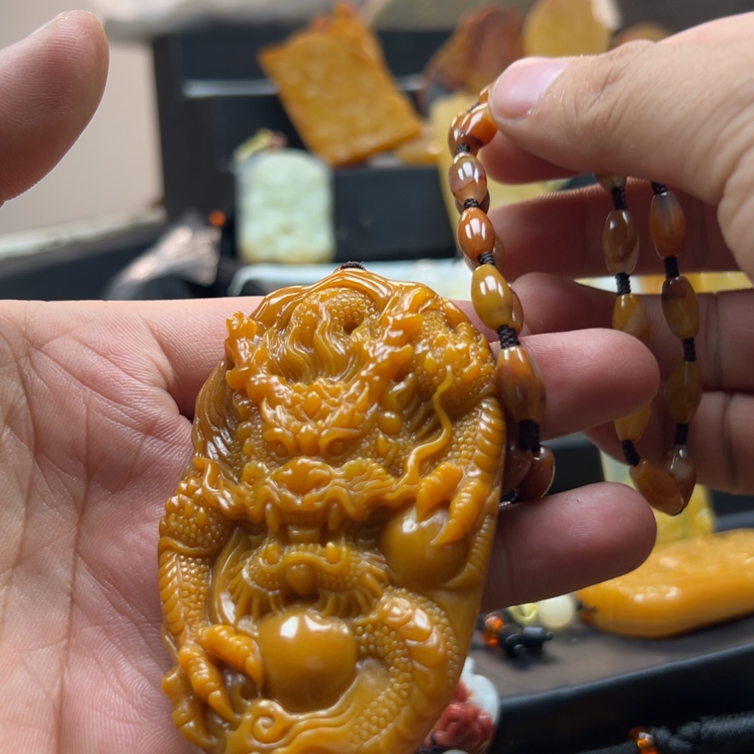 石英质玉（黄龙玉）未镶嵌hly