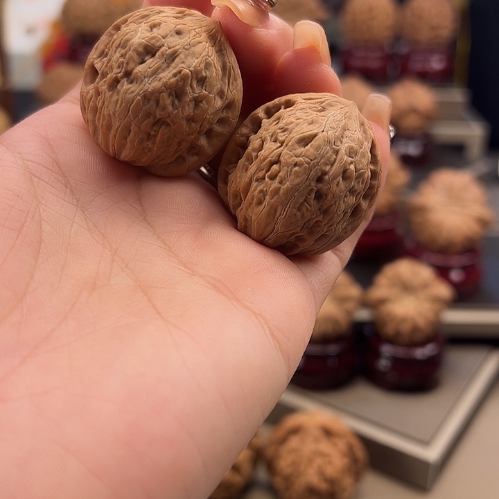 文玩核桃把件30 铁锤q-010