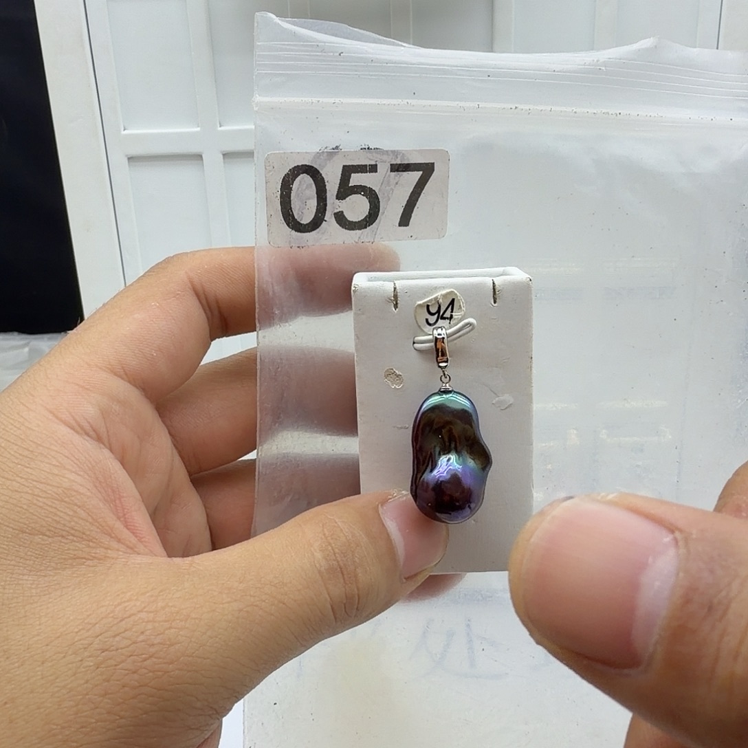 淡水珍珠合金颈饰