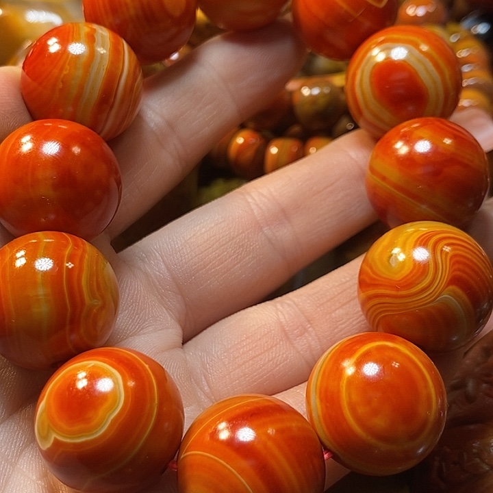 好***选玛瑙/玉髓未镶嵌手链