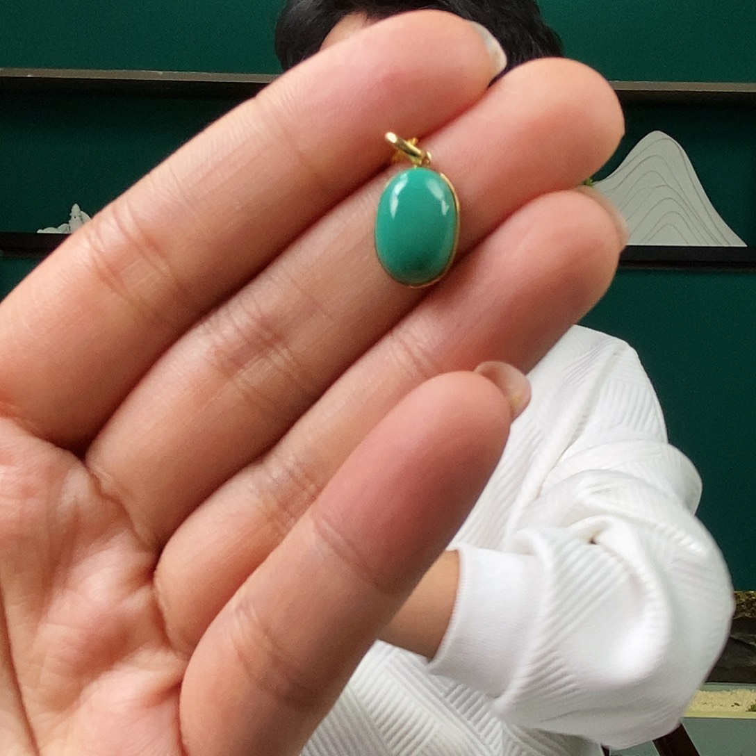 18K金镶嵌绿松石珠宝奇石