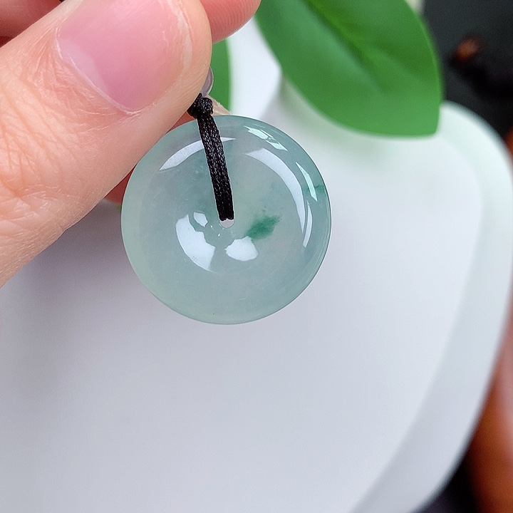 颈饰未镶嵌翡翠23.1-5.7mm