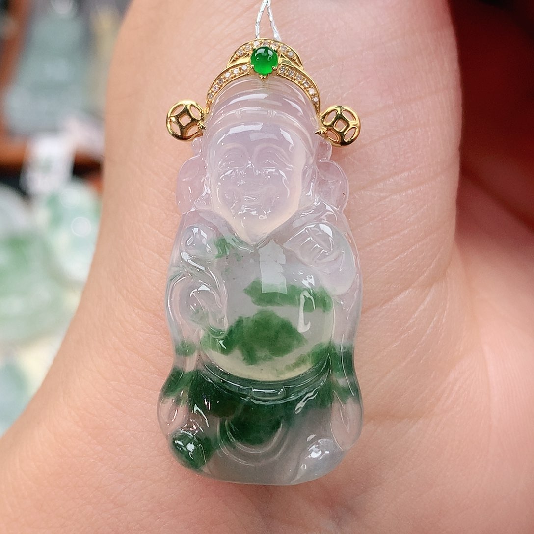 颈饰18K金镶嵌翡翠财神爷