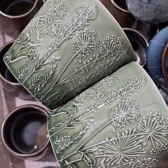 多肉绿植陶瓷花盆9.9包邮，有孔