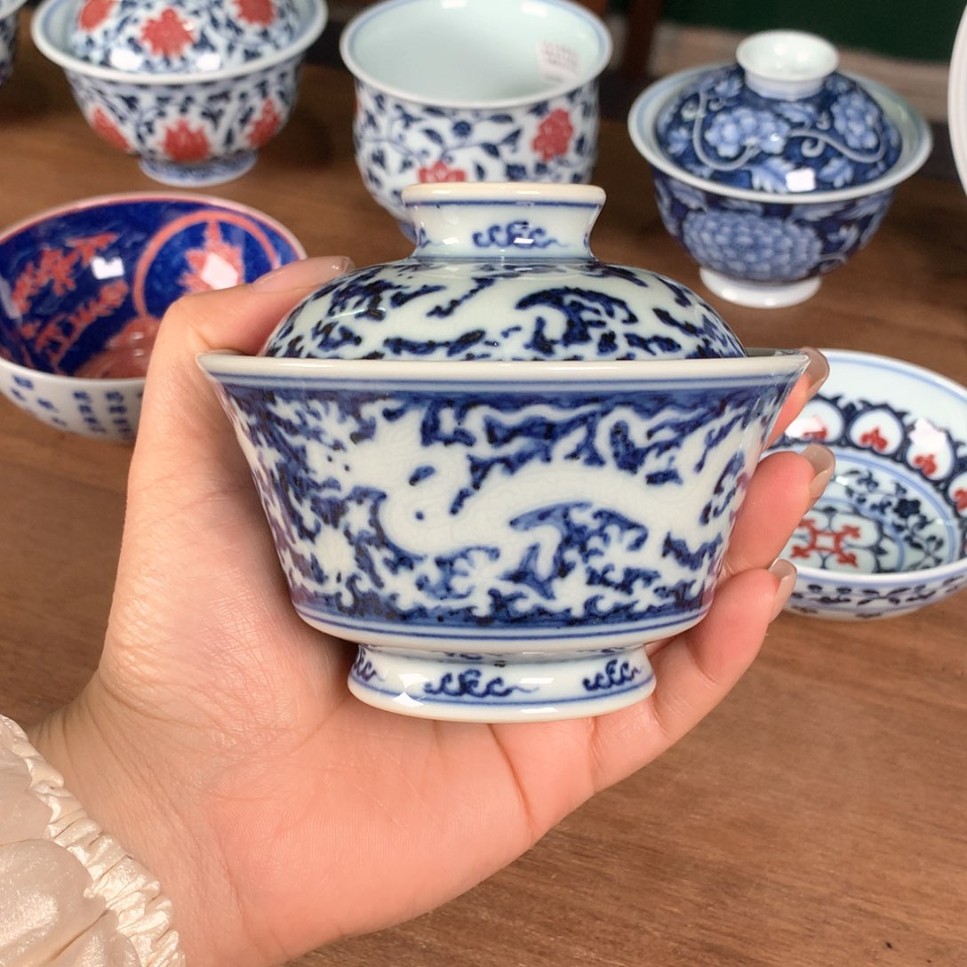 宣之堂 青花暗刻龙纹