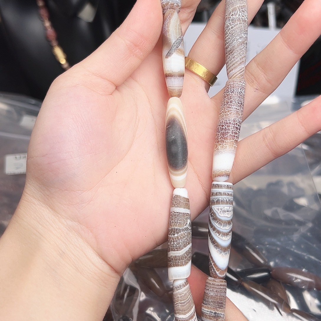 玛瑙/玉髓合金珠宝半成品u541 10m 天然药霜玛瑙一条