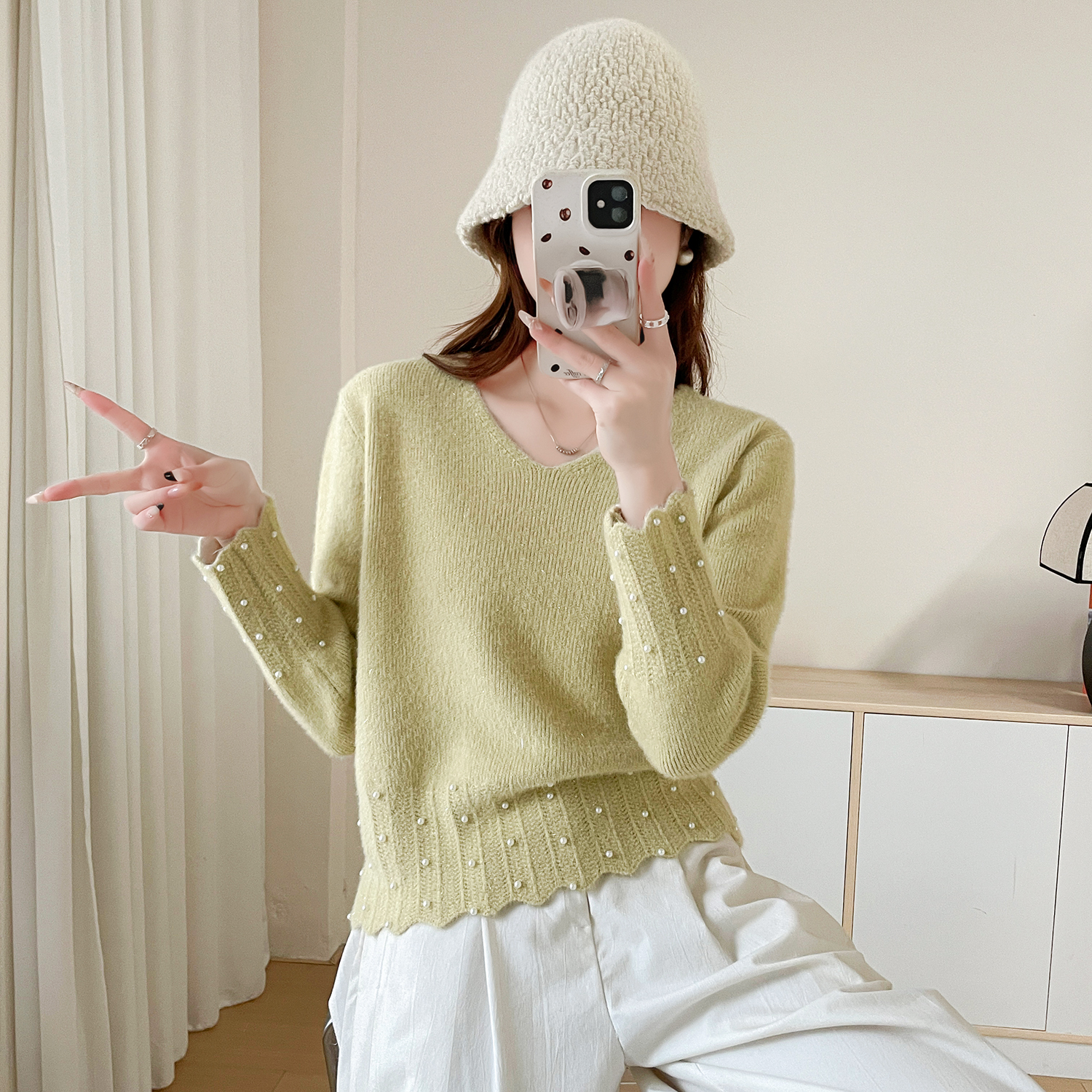 苏醒的乐园冬季新款套头毛衣女SXMY53264心领打底针织钉珠波浪边