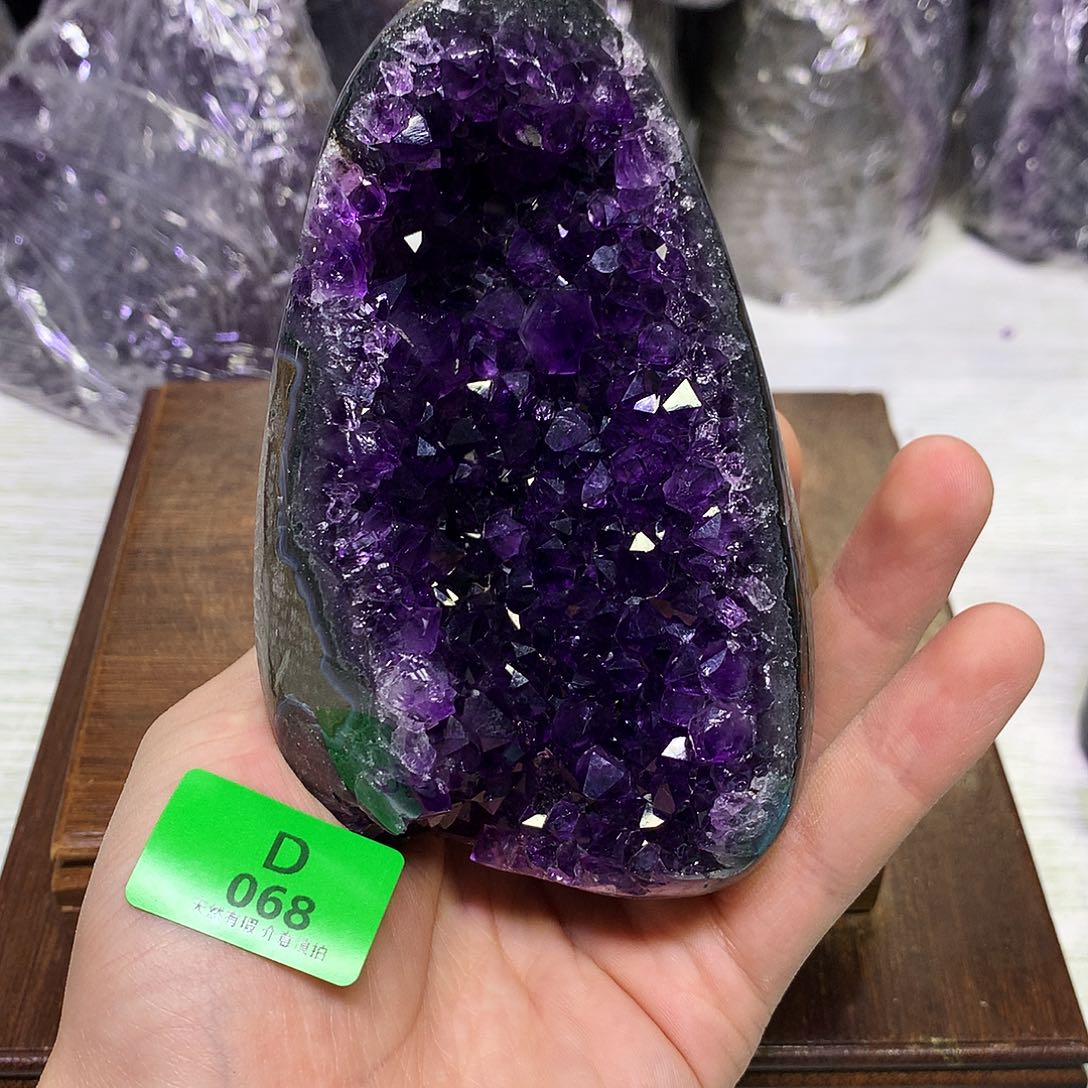 紫晶大型摆件（非配饰）未镶嵌小*乖