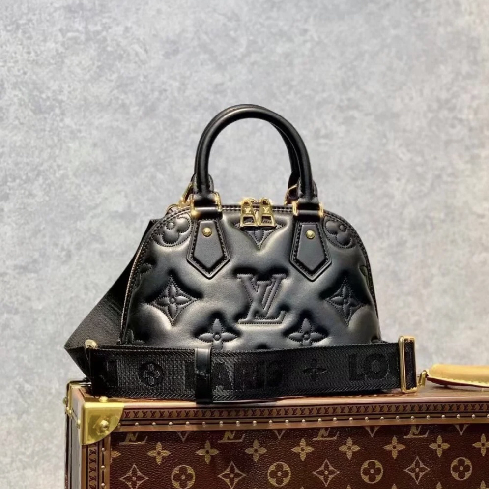 99新 LouisVuitton/路易威登 可乐/LV压花泡泡糖/99新