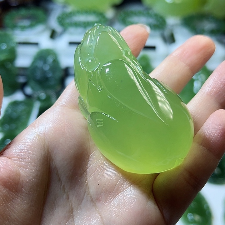 蛇纹石玉手把件未镶嵌清***池